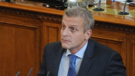 КРИБ скочи на Москов за реформите 