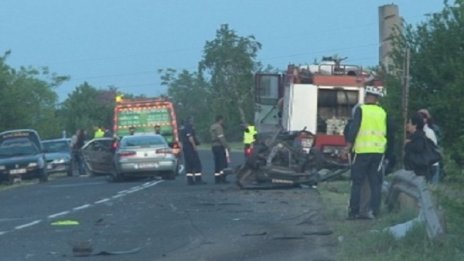 Сблъсък край Първомай – три коли, две жертви