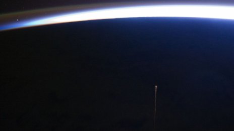 Космическият кораб "Прогрес " изгоря над Тихия океан