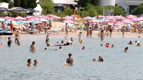 Наваксахме спада на руснаците, мераклии за морето ни
