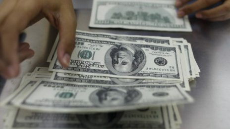 Американец завеща $100 000 на собственичка на ресторант