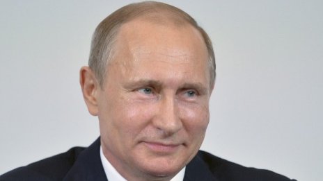 За какво ли говори Путин по време на неофициални обеди?