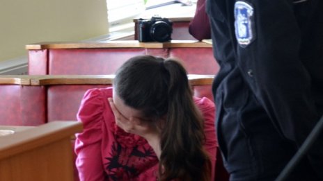 19-годишната Гюкчан остава в ареста за убийство