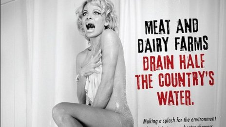 Памела Андерсън пак свали дрехите заради PETA