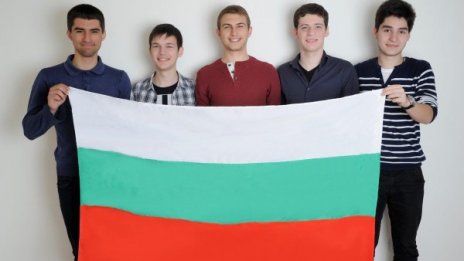 Българчета с куп медали от състезание по наука и инженерство
