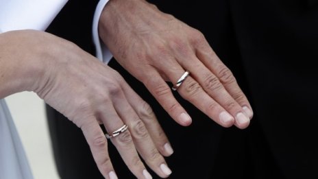 Булки за продан: Търсят се европейки за фиктивни бракове