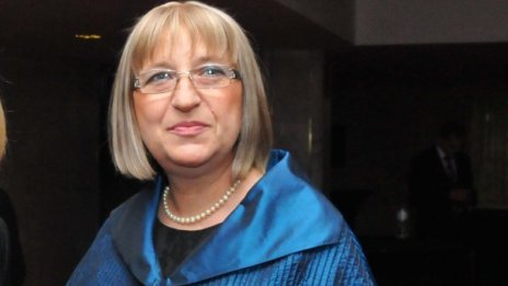 Цачева оптимист за референдума, очертава се подкрепа
