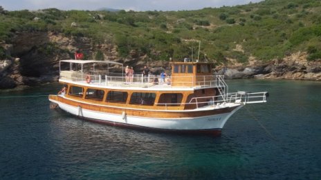 "Без будилник": Разходка с лодка... в Егейско море