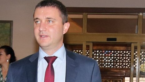 Не е ясно откъде пари за Фонда за подпомагане при бедствия