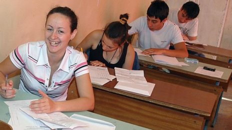 МОН обмисля: Да скъси времето за матурите  