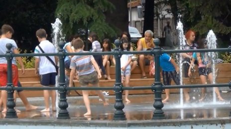 Жълт код в 6 области за опасна жега! 