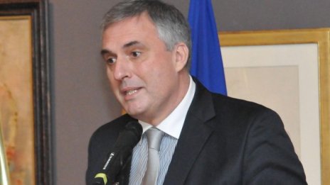 Калфин разбирал протестиращите в МВР