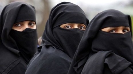 От любов към джихада &ndash; три сестри с 9 деца в Сирия