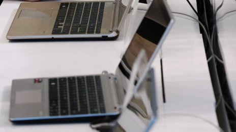 40% от стажантите остават на работа после