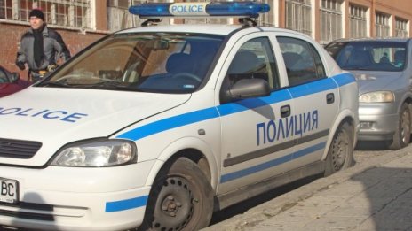 Спипаха трима за въоръжен грабеж
