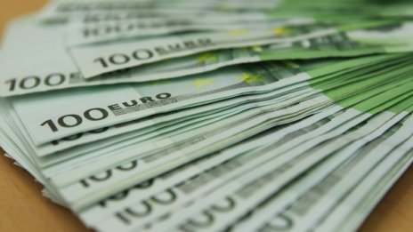 Евродепутатите с по-малко местни сътрудници 