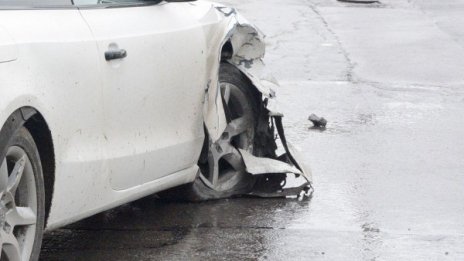 Един човек загина, а 19 пострадаха при катастрофи за денонощие