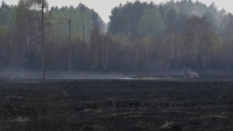 Опасност от радиация далеч от пожара около "Чернобил"