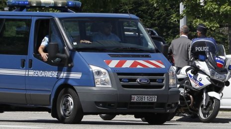 Двама братя французи са обвинени в тероризъм