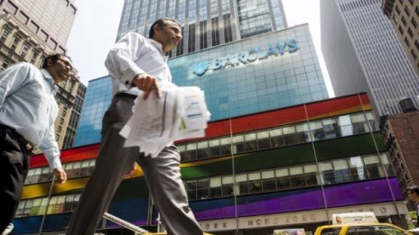Barclays обмисля да купи банка