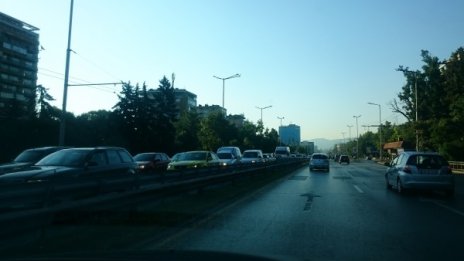 Нов етап в ремонта, но стари тапи по Цариградско