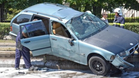Две жертви на пътя през денонощието