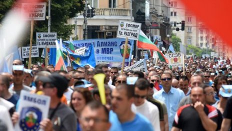 На полицаите им писна от псевдореформи