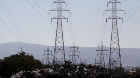 Бизнесът затваря София и България заради тока