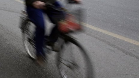 Издирват шофьор, убил велосипедист и избягал