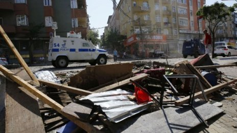 Германия предупреди за възможни нападения в градския транспорт в Истанбул