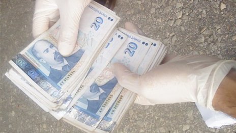  4000 лева са свити от офис в Несебър
