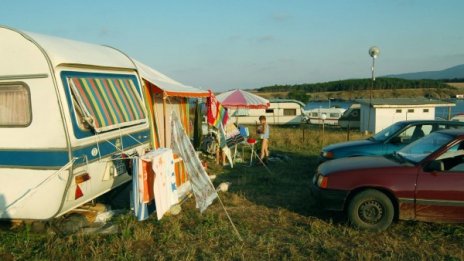 Държавата на лов за незаконно къмпингуващи по морето