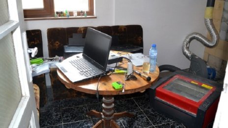 ГДБОП разкри печатница за фалшиви документи
