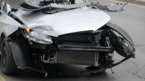 Двама души загинаха в катастрофи за денонощие