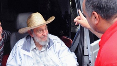 Фидел Кастро зове САЩ: Обезщетете Куба