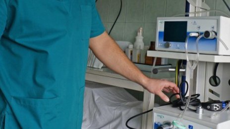 Македонци в болница след хранително отравяне