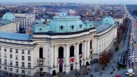 Шест пъти по-малко българи от останилите в Европа искат да учат