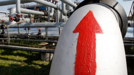 Брюксел призна за проблеми с руския газ за зимата