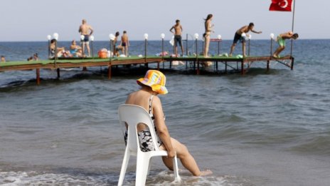 И в Турция отлив на туристи по курортите