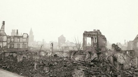 Окопи, разруха, смърт – Втората световна война