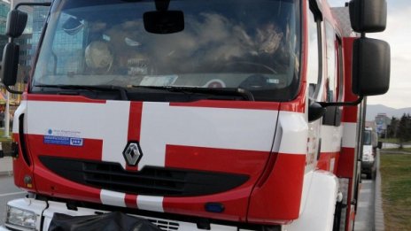 Автобус пламна и изгоря на пътя Русе-Варна