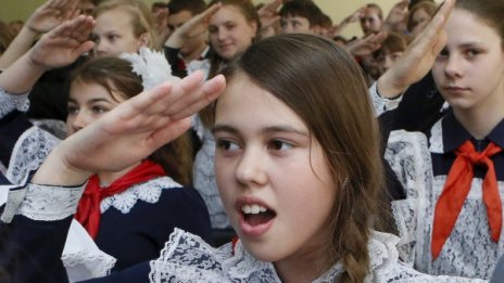 Първи учебен звънец за русначетата