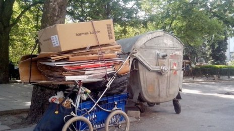 Разделното събиране – препитание за бездомните