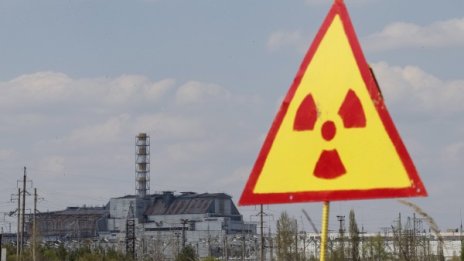 Пожар гори в забранената зона около Чернобил