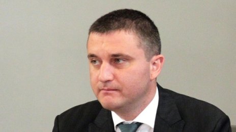 Премахват привилегиите на 6000 чиновници в МВР