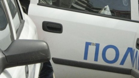 Хванаха нелегални чужденци и тримата им шофьори