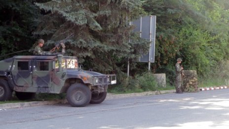 Задържаха 29 мигранти на българо-сръбската граница