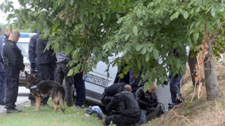 Заловиха 35 бежанци на изхода на Стара Загора