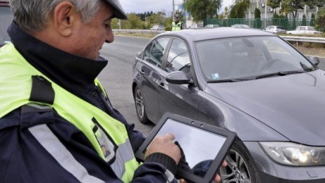 Само за ден: 115 неправилно паркирали снима КАТ