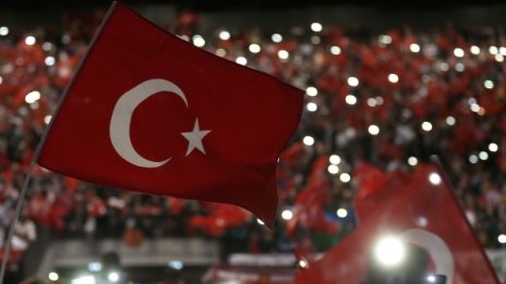 Турците в чужбина гласуват от днес за парламент